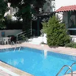 Princess Aparthotel 2*
